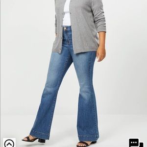 LB Signature Fit Mid Rise Flare Jeans 20